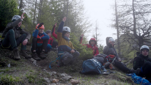 Auf schmalem Grat Auf schmalem Grat