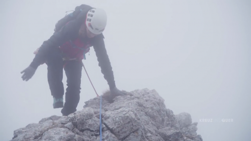 Auf schmalem Grat Auf schmalem Grat